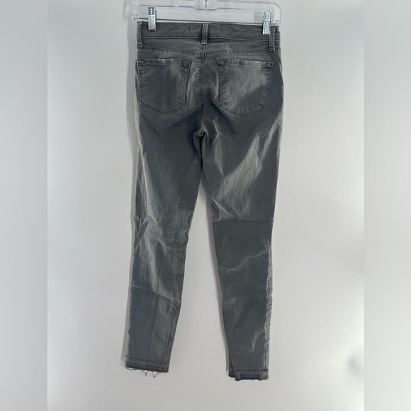 J. BRAND SILVER FOX RELEASED RAW HEM RIPPED KNEE ANKLE SKINNY JEANS 24 - Picture 7 of 14